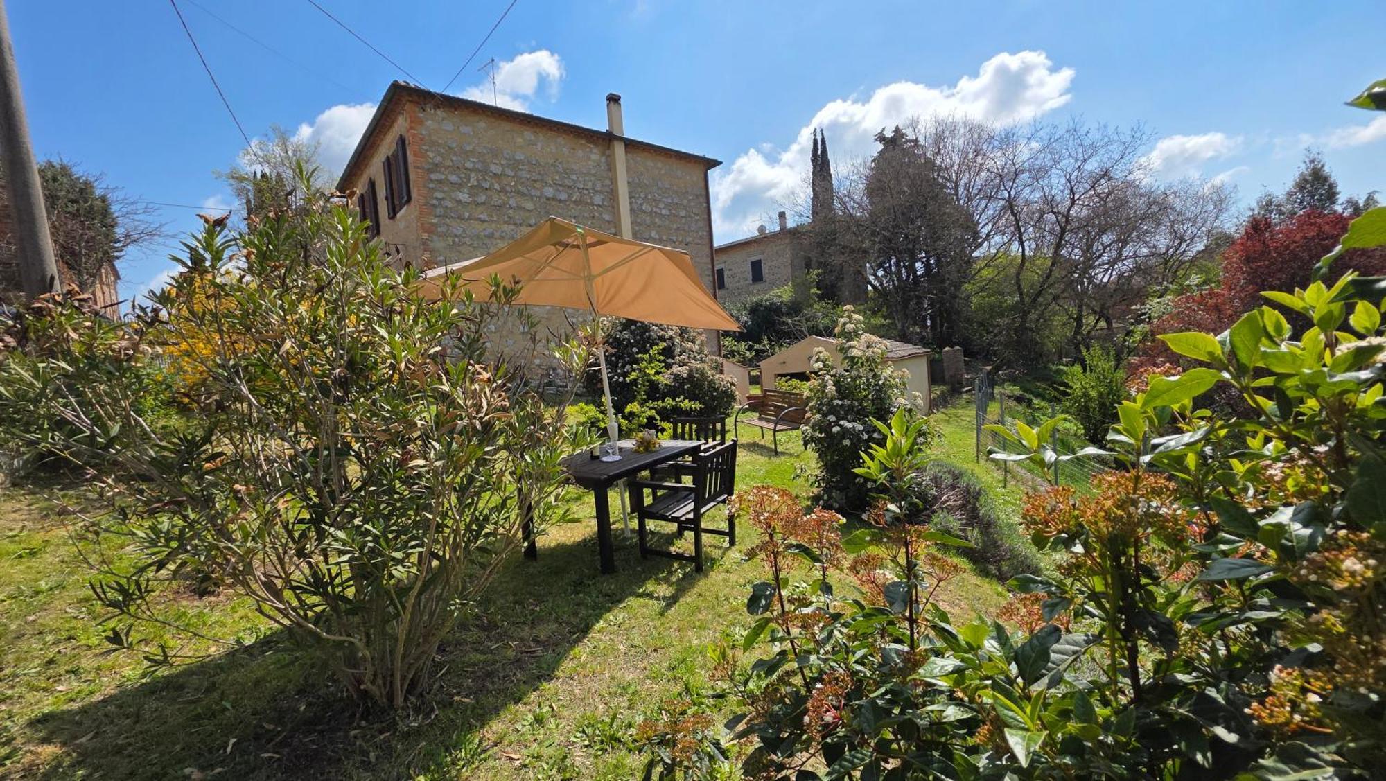 Villa A Casa Di Gabri à Montefollonico Extérieur photo